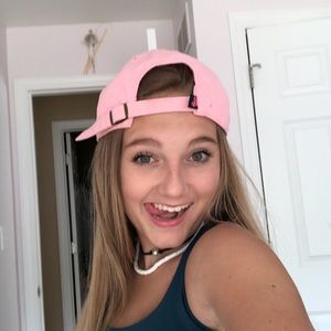 Meet your Posher, Raina